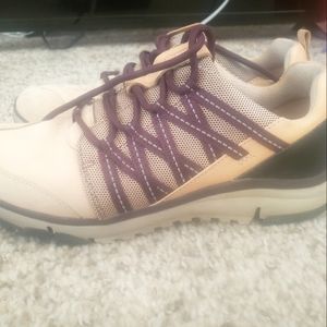Clarks Trigenics sneakers - Women's Size 6